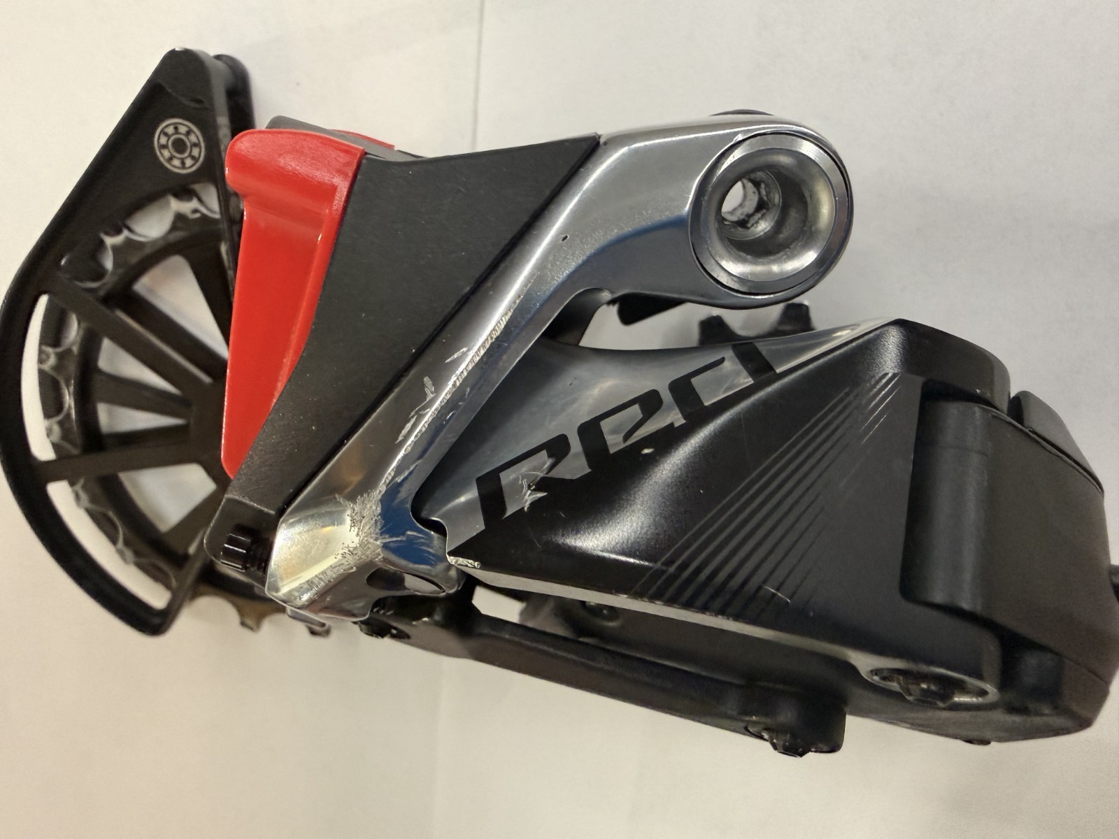 SRAM Red AXS eTap D1 Electronic 12-Spd Rear Derailleur & Black Kogel Kolossos