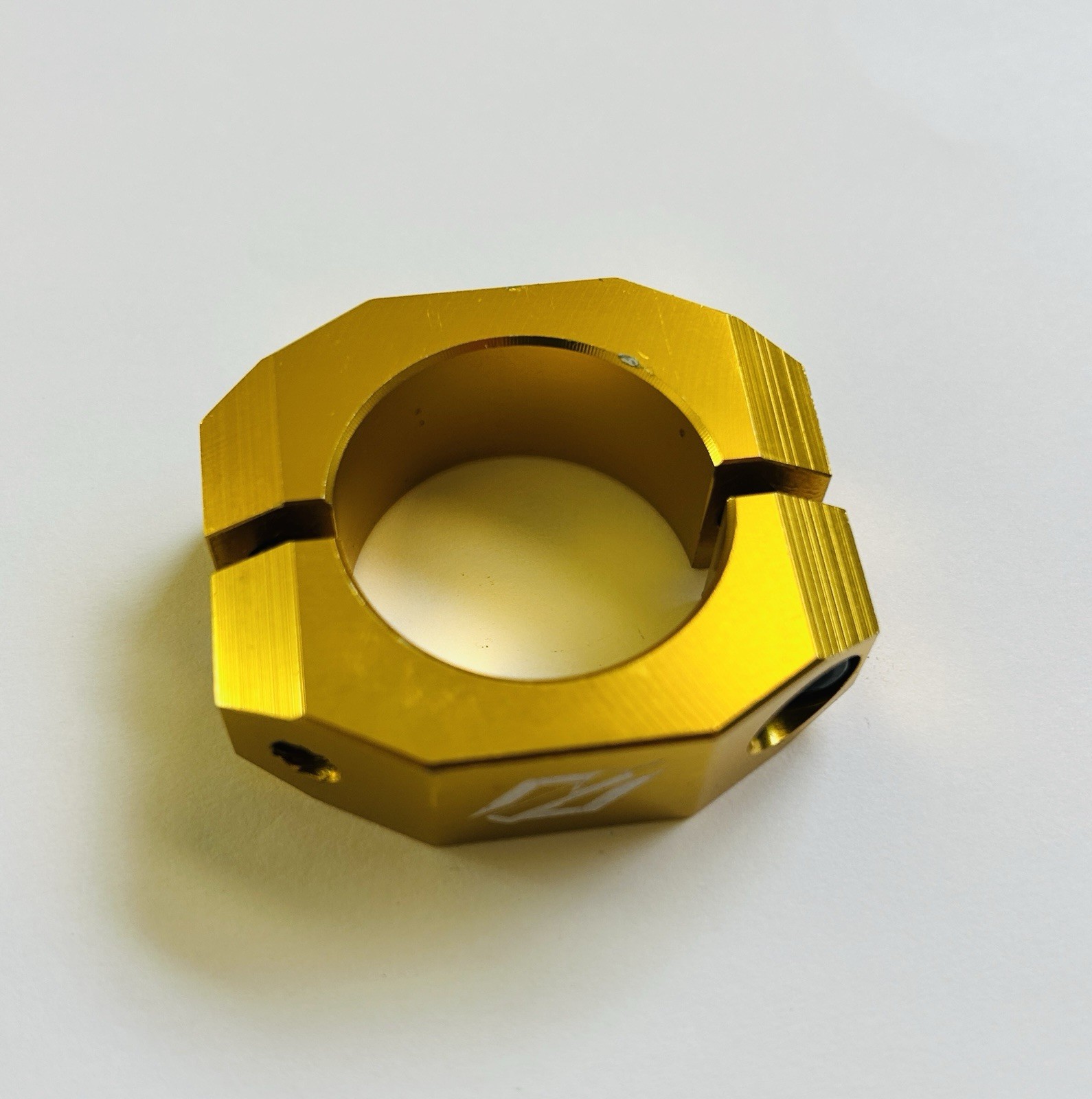 BMX TNT BICYCLES SEAT CLAMP (28.6, 31.8mm) GOLD – B-STOCK (HEAVILY DISCOUNTED)