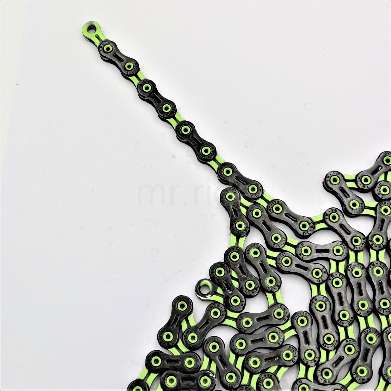 PYC DLC 11-Spd Road MTB CX Gravel Hollow Chain 116L, Ultralight, Black/Green