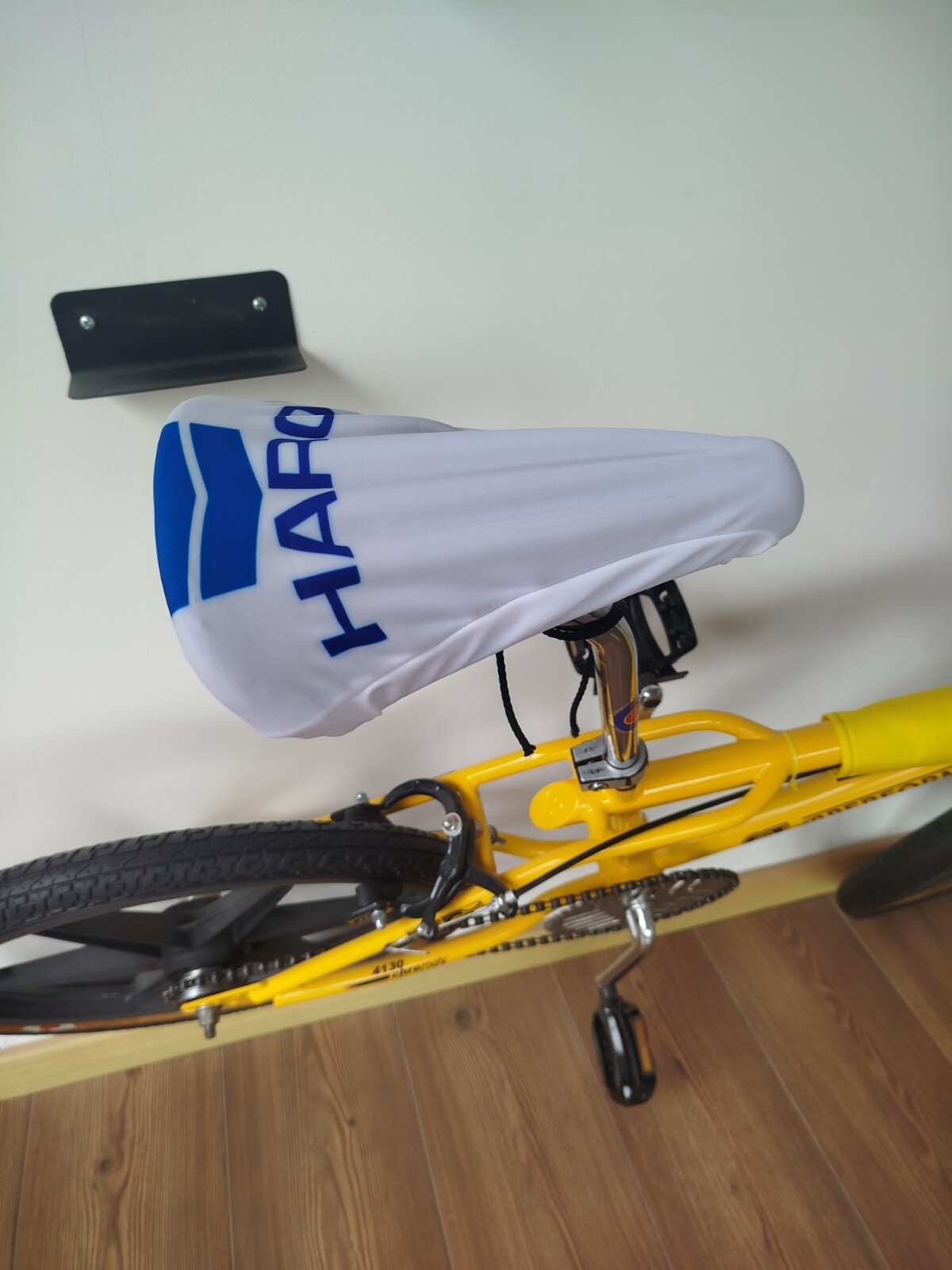 BMX Bicycle Seat Cover Vintage Haro Bike Saddle Cover Old School White BMX
