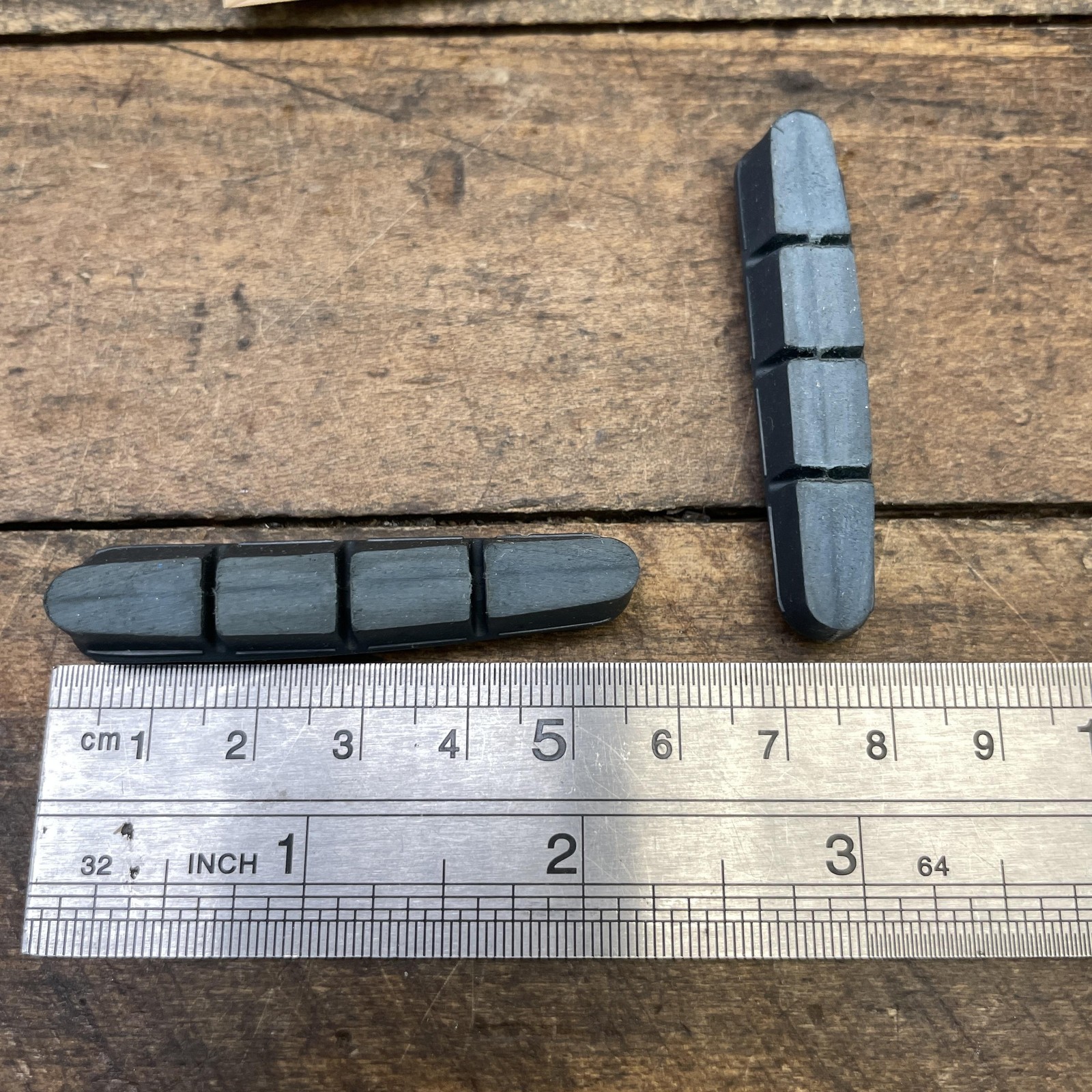 Shimano R55C4 Brake Pad Inserts Lot 4 Black Carbon Dura-Ace Ultegra 105 Road