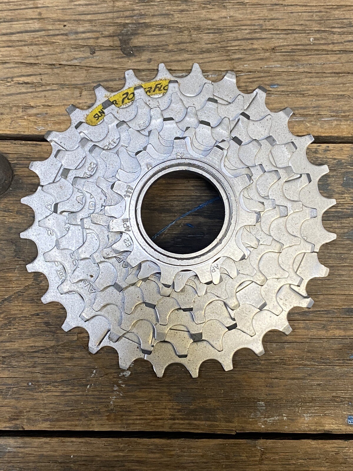 Suntour Powerflo 8-speed cassette 11-28 range mtb rare AP II microdrive