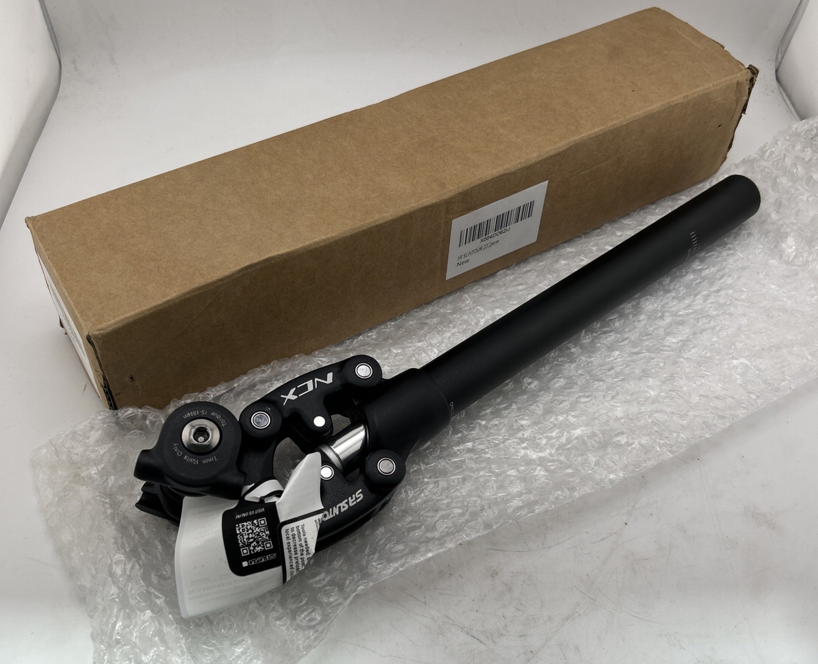 SR SUNTOUR NCX Suspension Seatpost SP12/SP25 – 350mm Length (27.2mm Diameter)