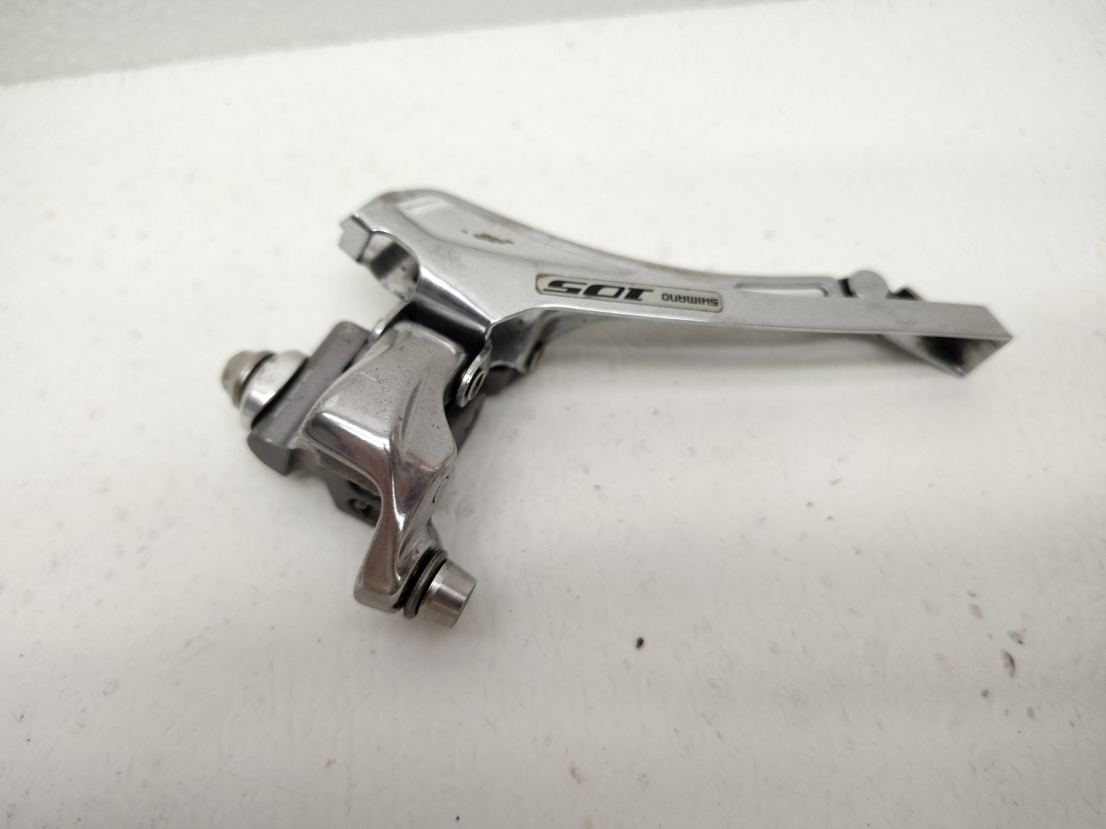 SHIMANO 105 FRONT DERAILLEUR MODEL FD 5700