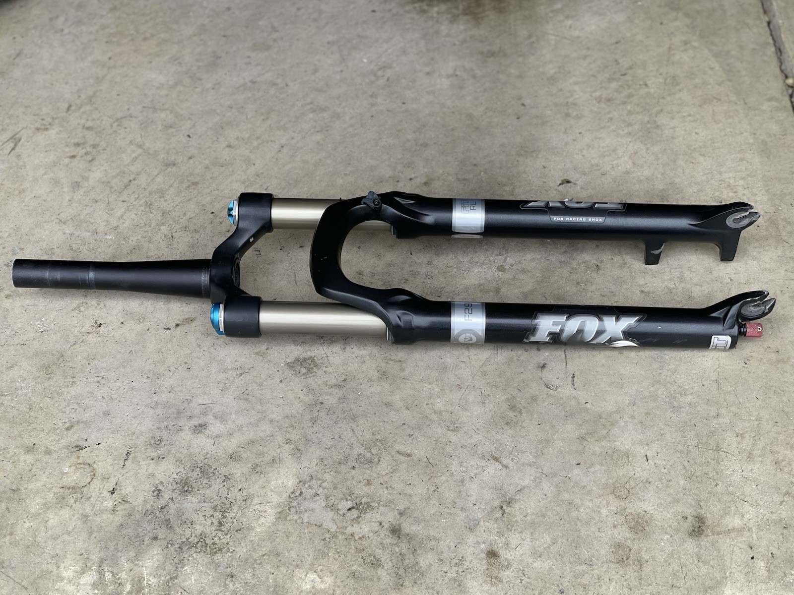 Fox 29” Fork – Fit RL 32 F29 Quick Release Tapered Steerer Black – Leaks Oil