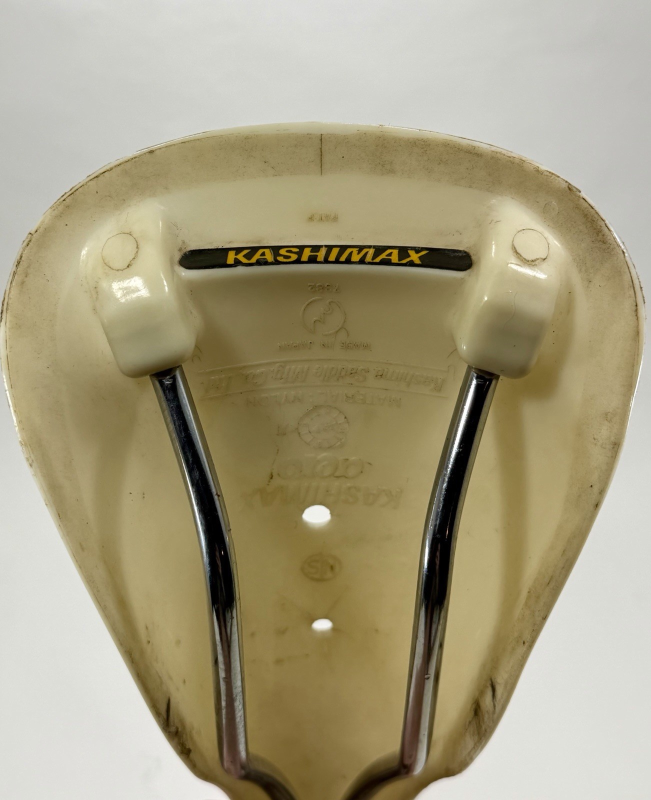 Vintage Kashax AERO Seat White Old School BMX Saddle Dyno GT Haro Hutch Mongoose
