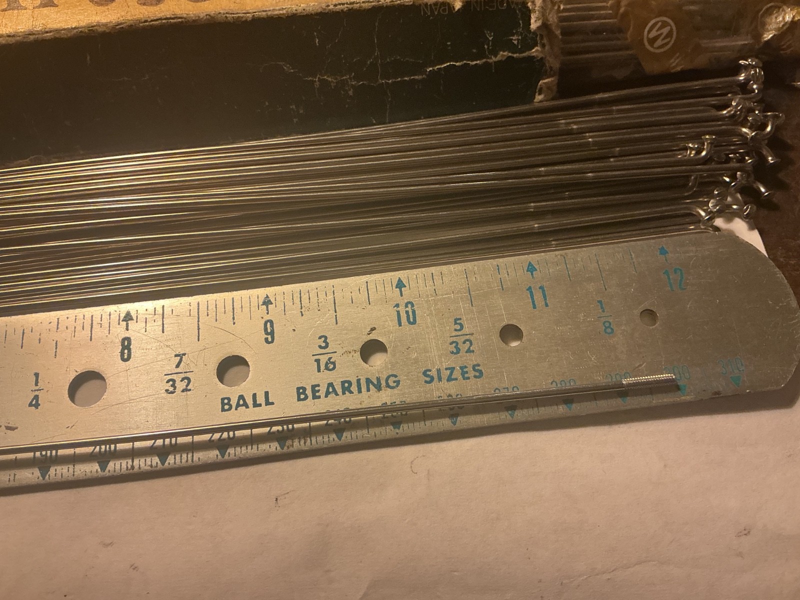 Spokes Wheelsmith super light 15/17/15 butted 299mm (16) + brass nips