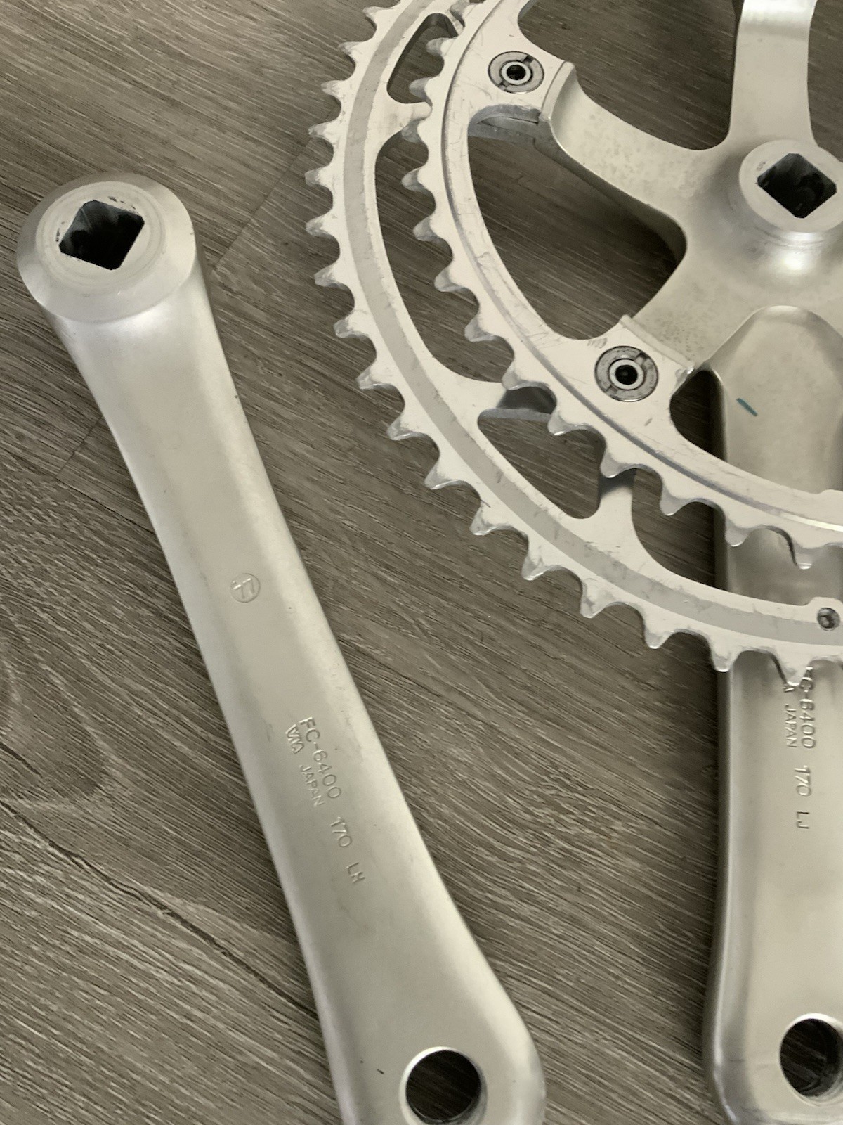 SHIMANO 600 ULTEGRA CRANKSET DOUBLE 52-42 TOOTH 170 MM ARMS 6400 6, 7, 8 SPEED
