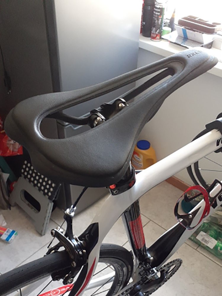 Bicycle Saddle Carbon Leather Road/Mountain Bike Front Seat Mat for Cycling 140g