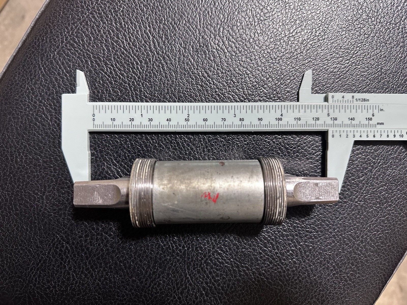 Phil Wood Square Taper Bottom Bracket 130 Spindle 71mm? English Cups