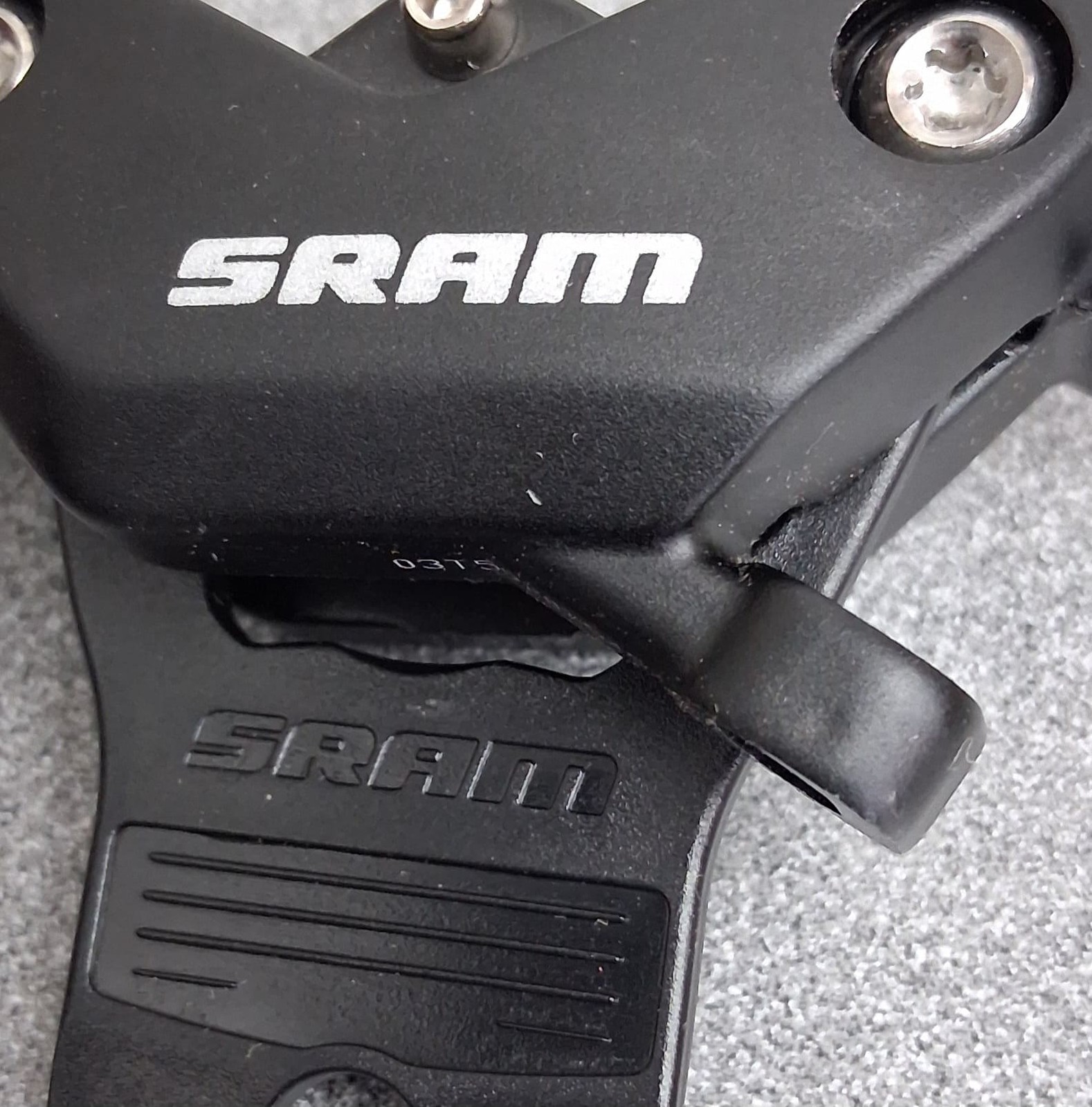 SRAM DB4 Disc Brake & Lever Left, Front/Rear 2000mm Hose Post Mount 4-Piston A1