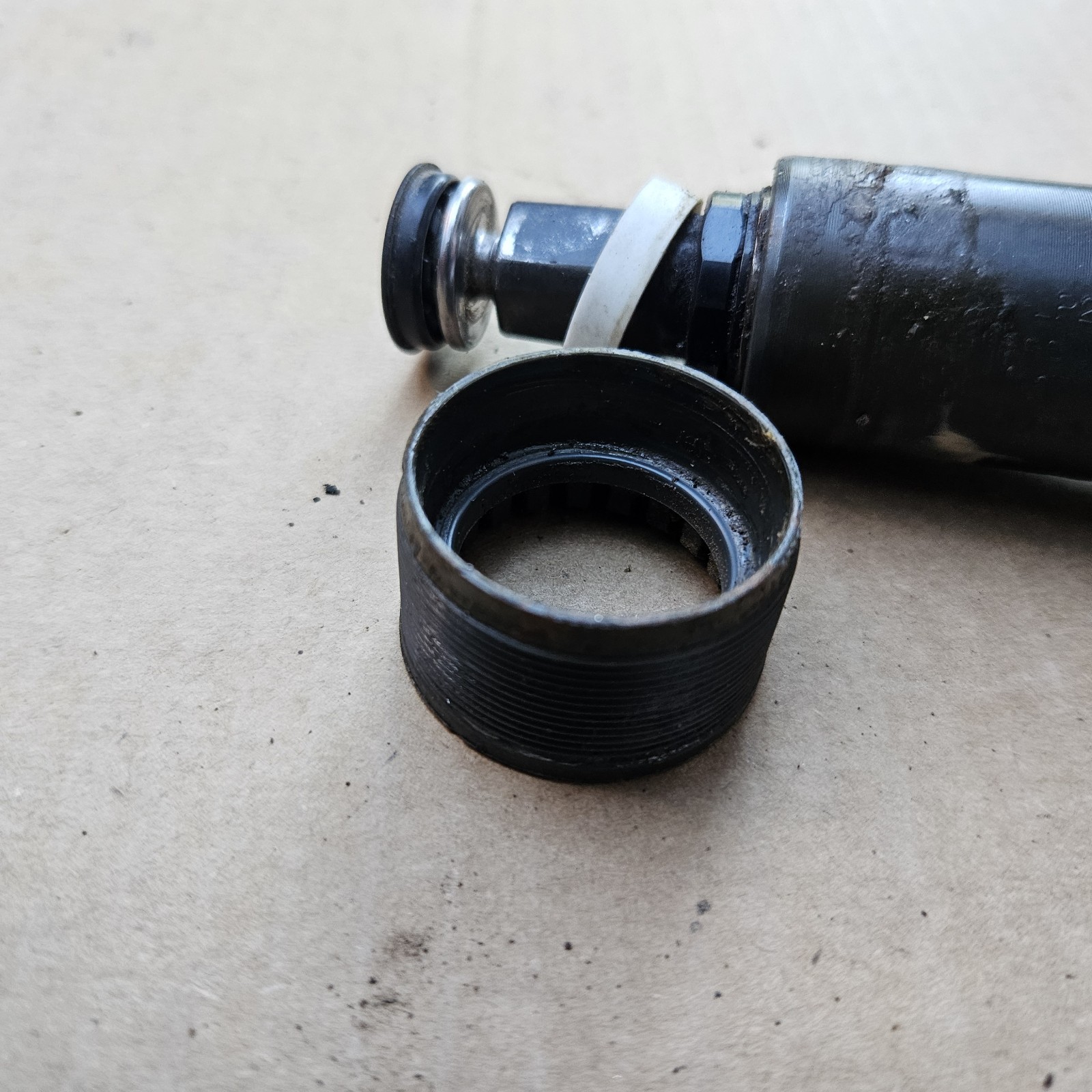 Shimano BB-LP27 Cartridge Bottom Bracket 73mm x 110mm English Thread Japan