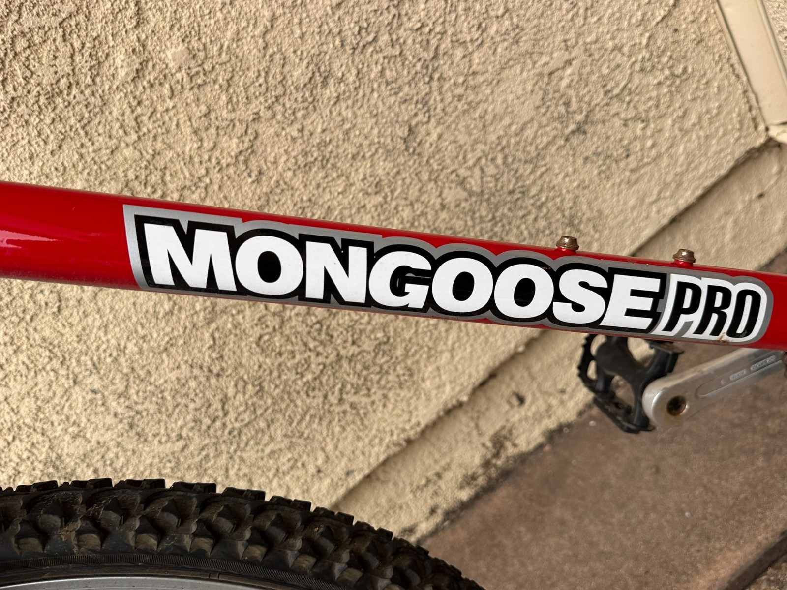 Bike Mongoose Pro DX 3.3