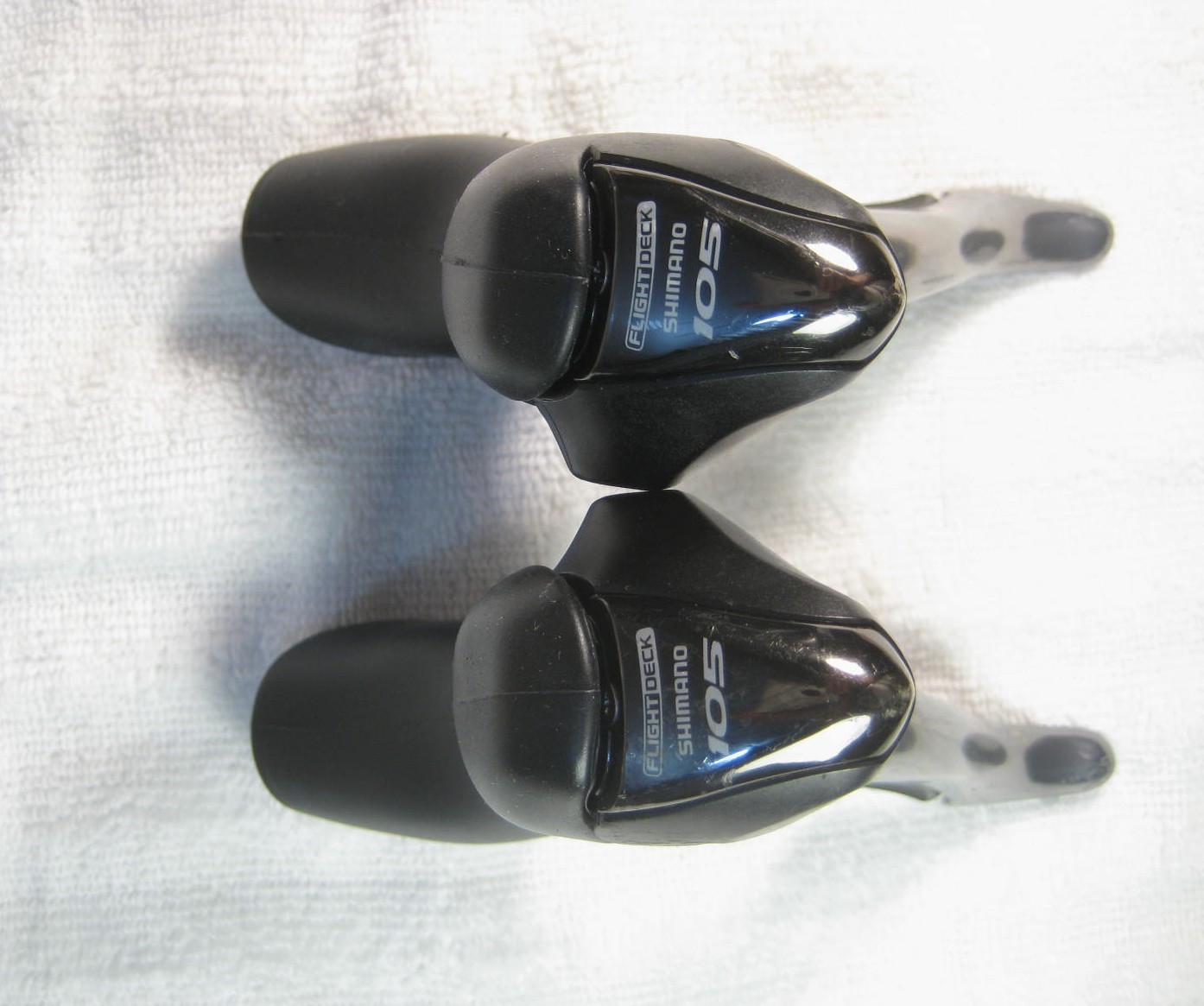 Shimano 105 Brake Shift Levers ST-5600 STI 3 x 10 speed Road Bike