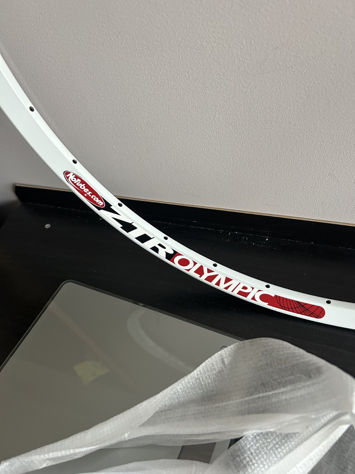 NEW Rim 26″ Stan’s NoTubes ZTR Olympic Disc 32H White NEW