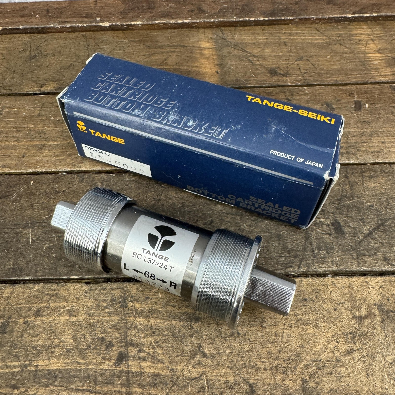 Vintage Tange Bottom Bracket LN-5922 NOS 68mm BSA 107mm JIS Square Taper Japan