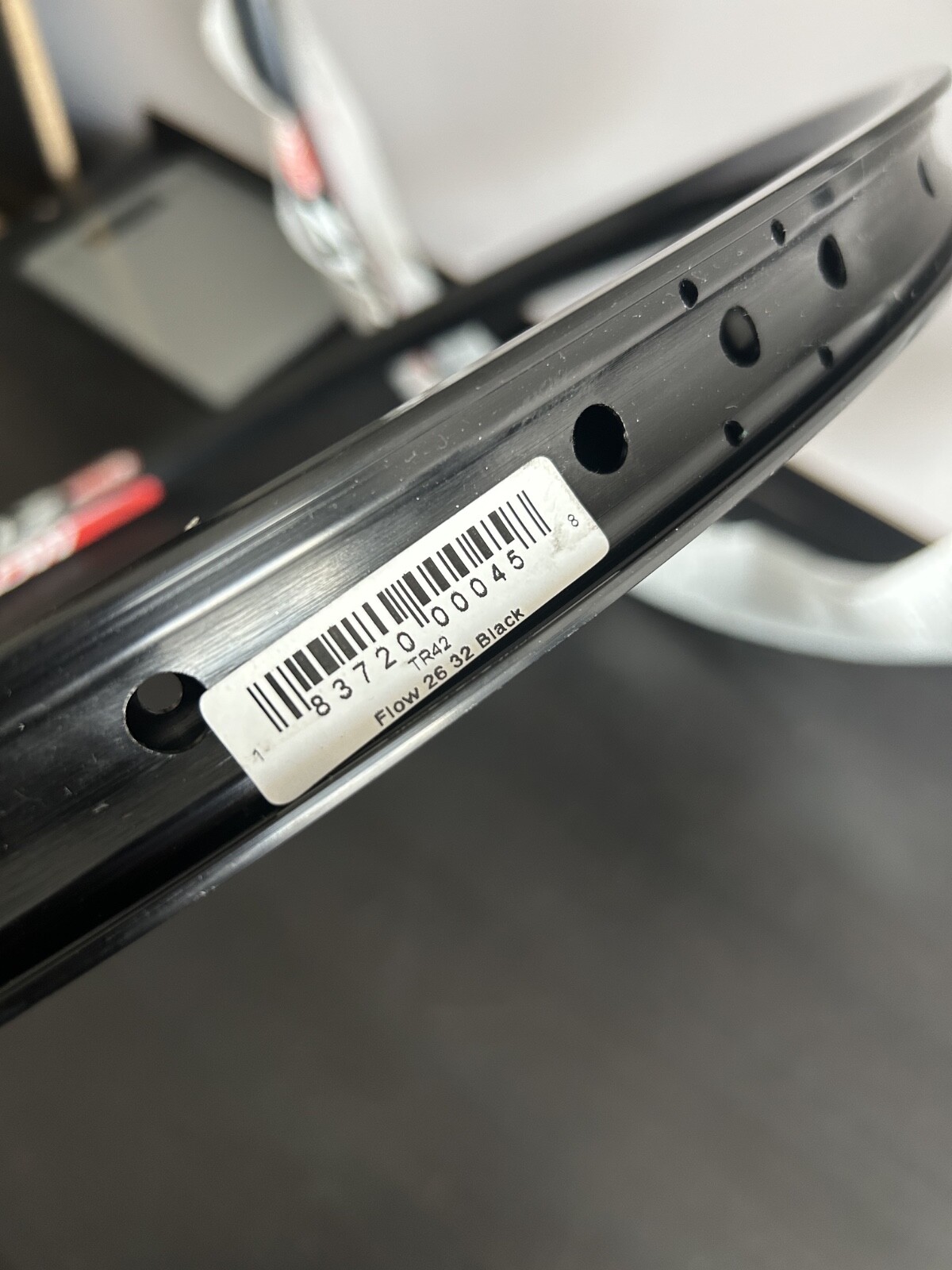 NEW Rim 26″ Stan’s NoTubes ZTR Flow Disc 32H Black NEW