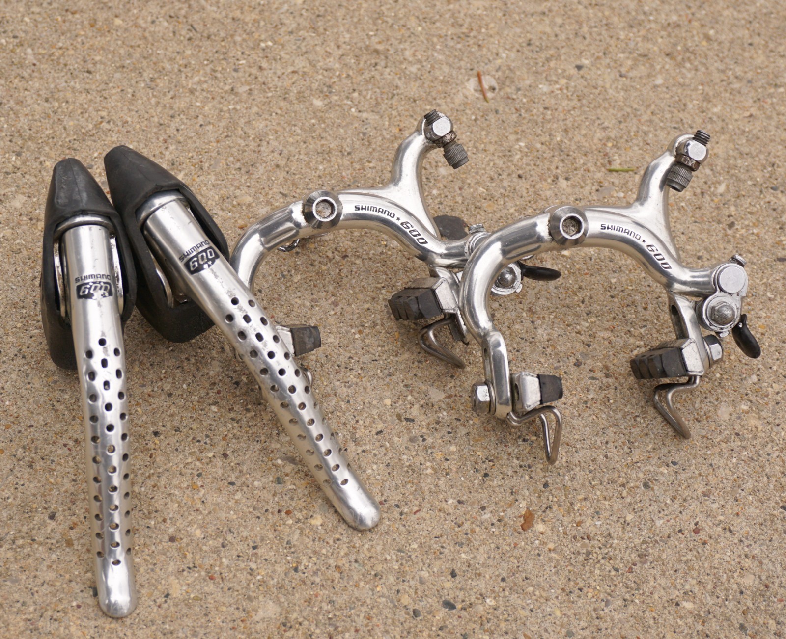 Shimano 600 Arabesque Brake Set Levers Caliper Road Bike Drop Bar Eroica 600EX