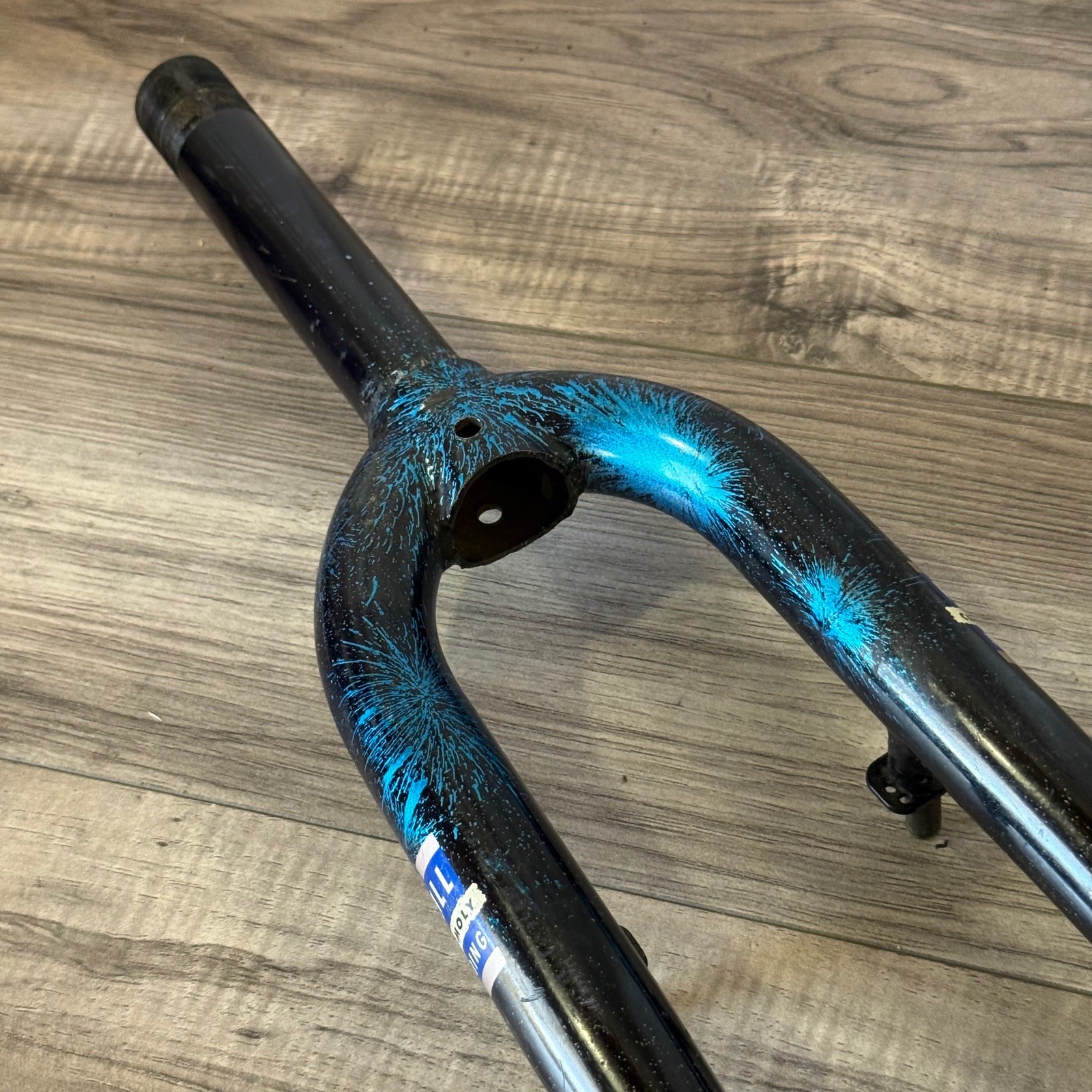 Vintage 90s  1 1/8 Threaded MTB Fork 26 150mm 395 Axle-Crown Back Blue Sparkle
