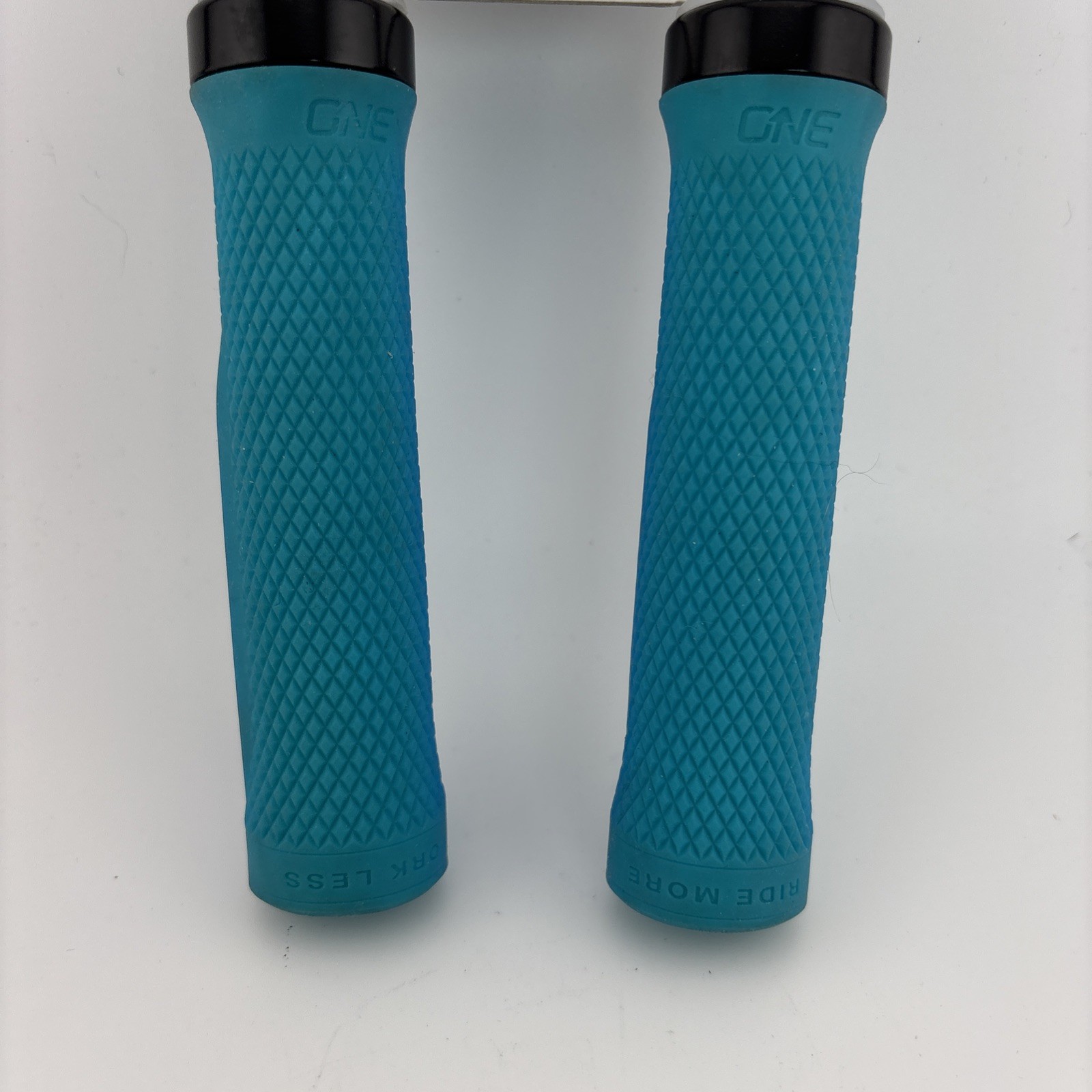 OneUp Components Lock-On Bike Grips Green Cycling Gear Handlebar Grip Turquoise