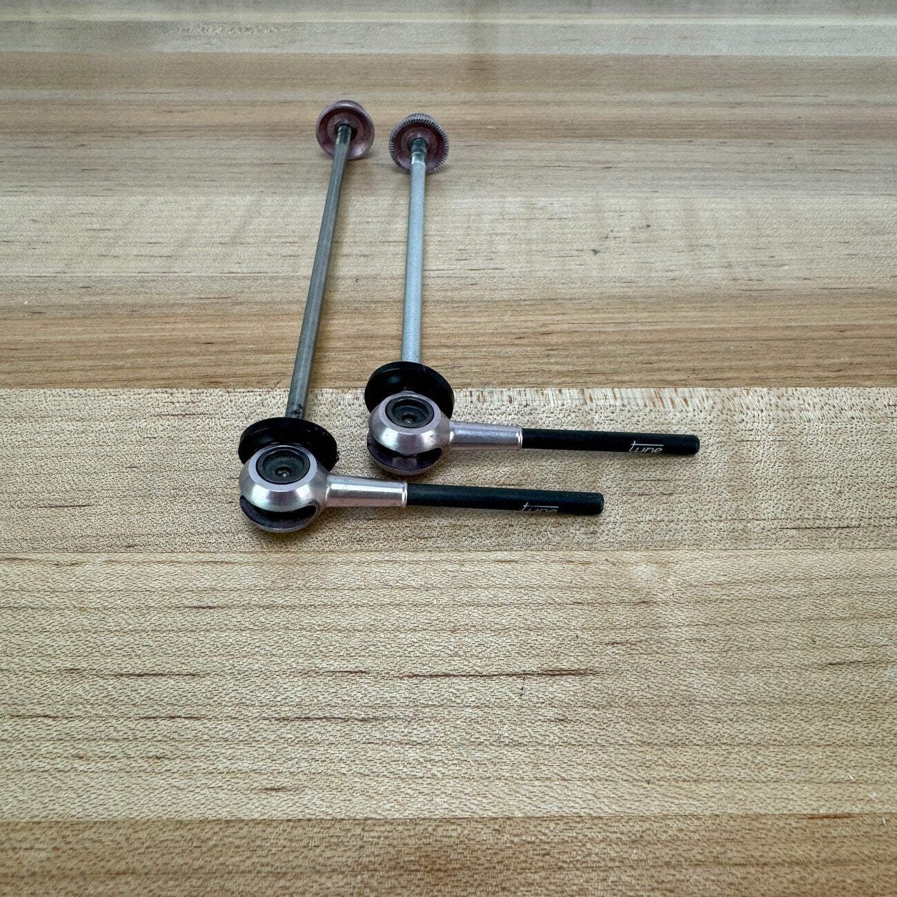 Tune DC130 Pink 100/130mm Lightweight Carbon Quick Release Bike Skewers 34g