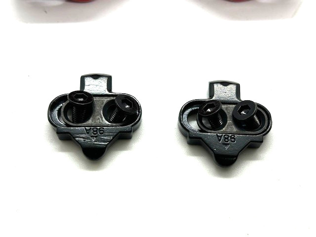 Wellgo RC-713 Black Clipless Pedals PAIR 9/16 + Cleats and Hardware Road Gravel