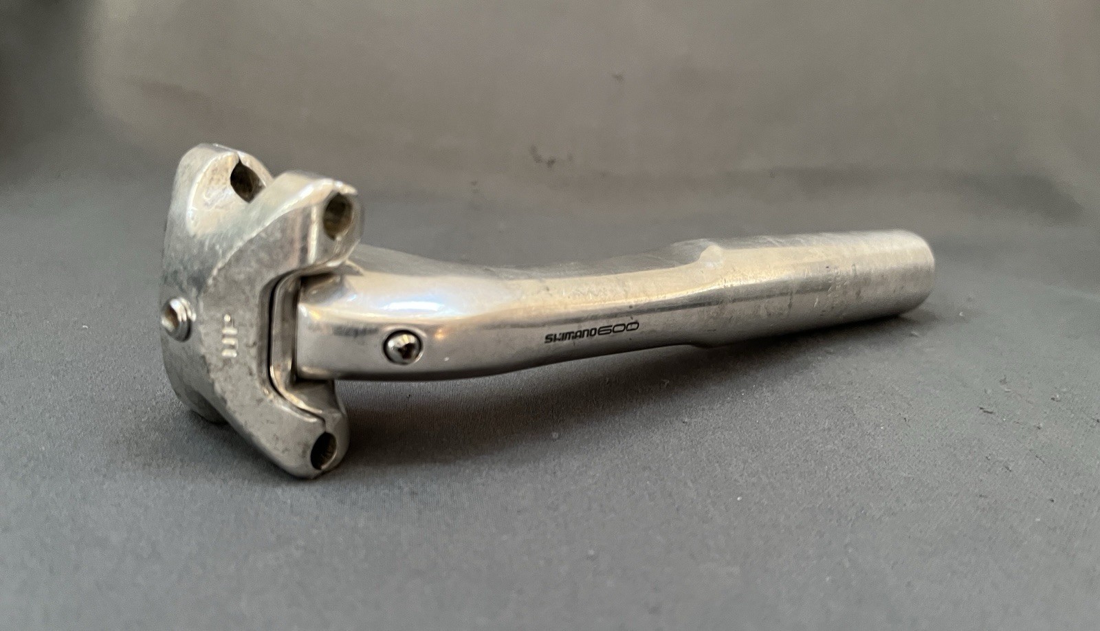Shimano 600 Ultegra SP-6400 Aero Seatpost 27.2 x 200mm 25mm Setback Single-Bolt