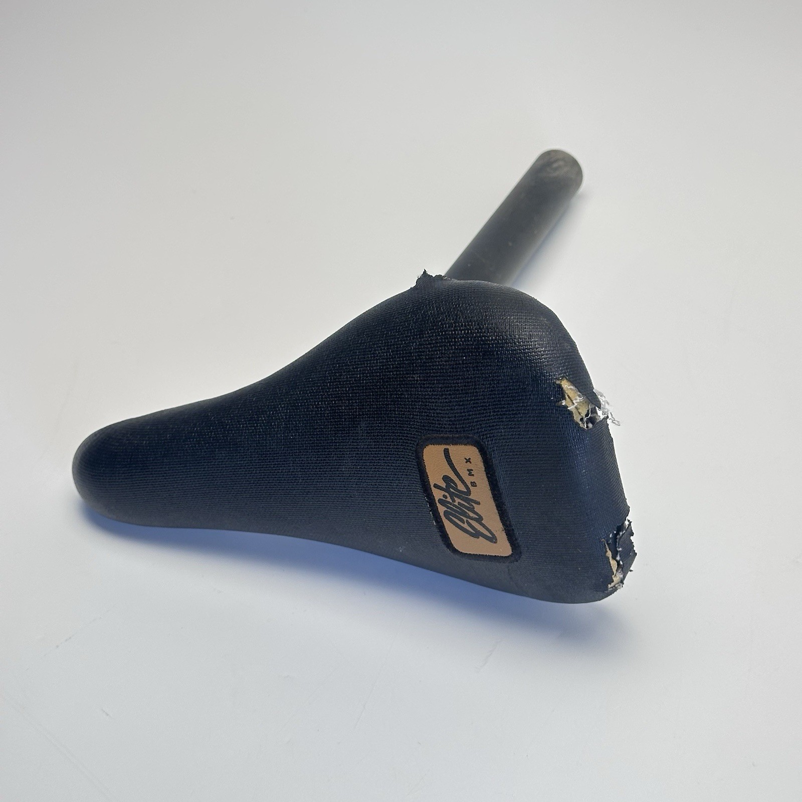 Sunday Elite Black BMX Freestyle Seat 7x7mm Rail
