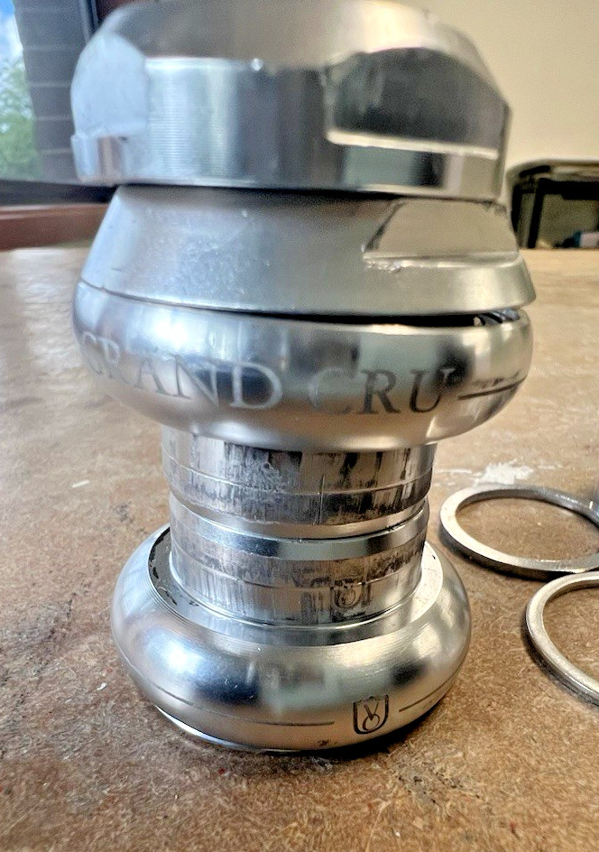 Velo Orange Grand Cru 1″ Headset Sealed Bearing Silver *Needs Crown Race