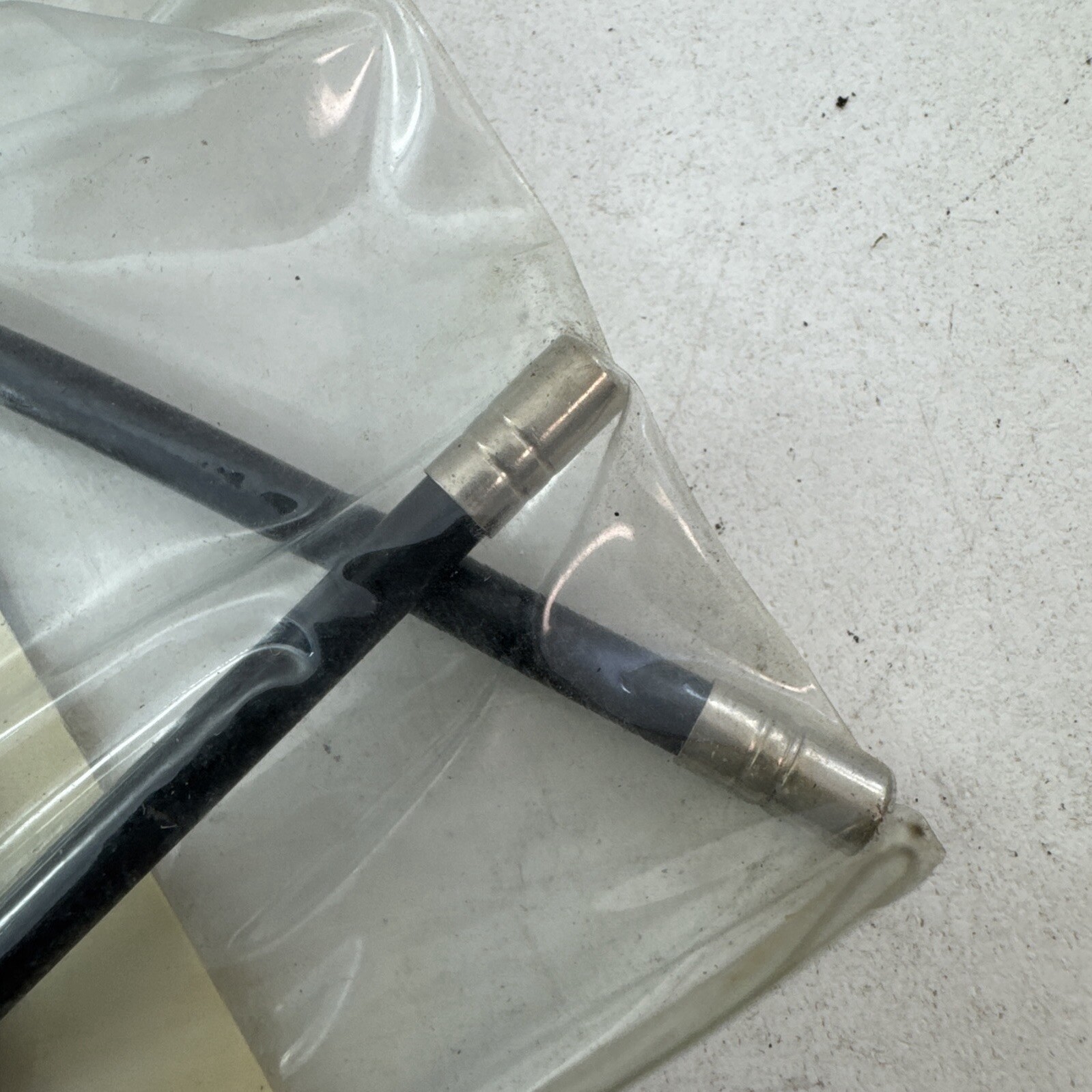 Vintage Suntour Shifter Cable For SPIRT NOS Black 1000 x 260 x 160 Bike S01