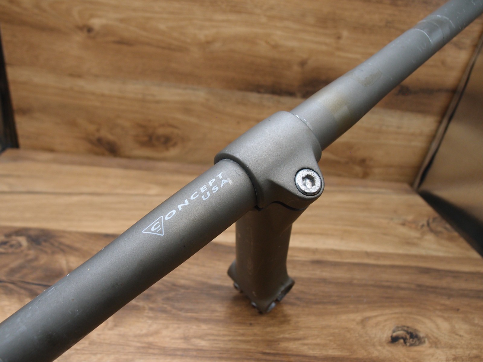 flat handlebar CONCEPT USA for MTB + ahead stem Concept 1 in