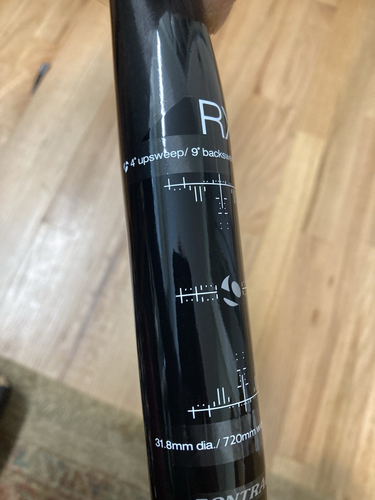 Bontrager RXL carbon fiber handlebar 31.8 x 720mm mountain bike flat bars