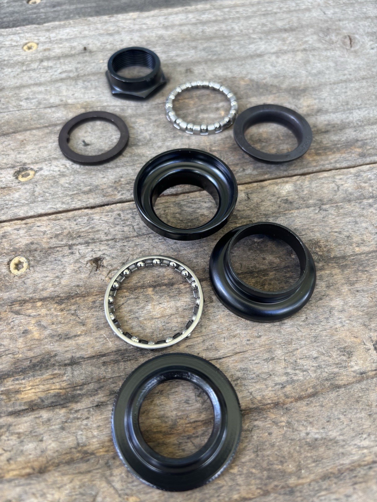 NOS Vintage Black YST Road BIKE headset – 1″ threaded, 30.2mm cup,26.4mm