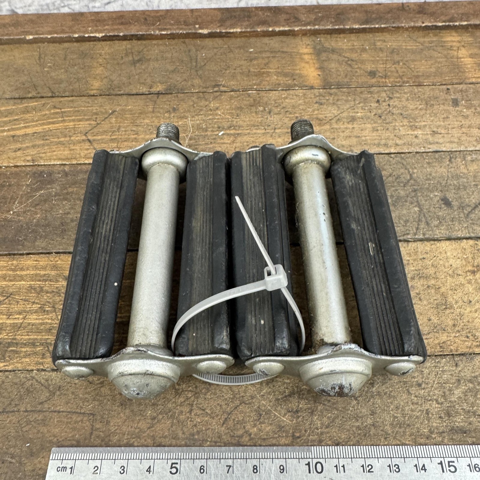 Vintage Torrington Pedals 1/2 In Black 4in Block Cruiser Balloon Tire Bike Pair