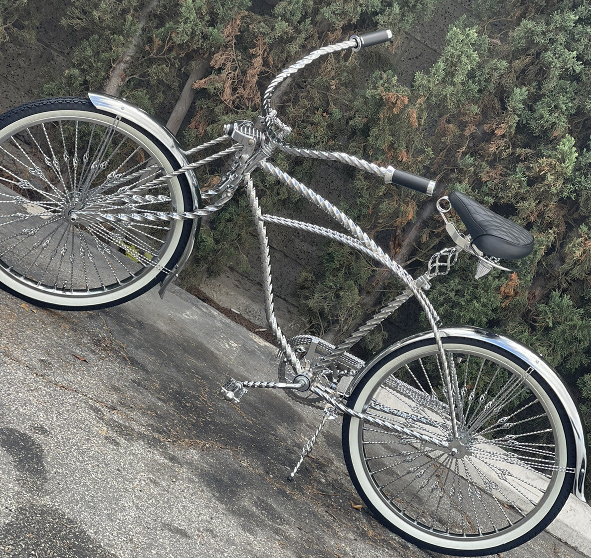 NEW! 26″ One of a Kind Beach Cruiser Bird Cage Bicycle In All chrome