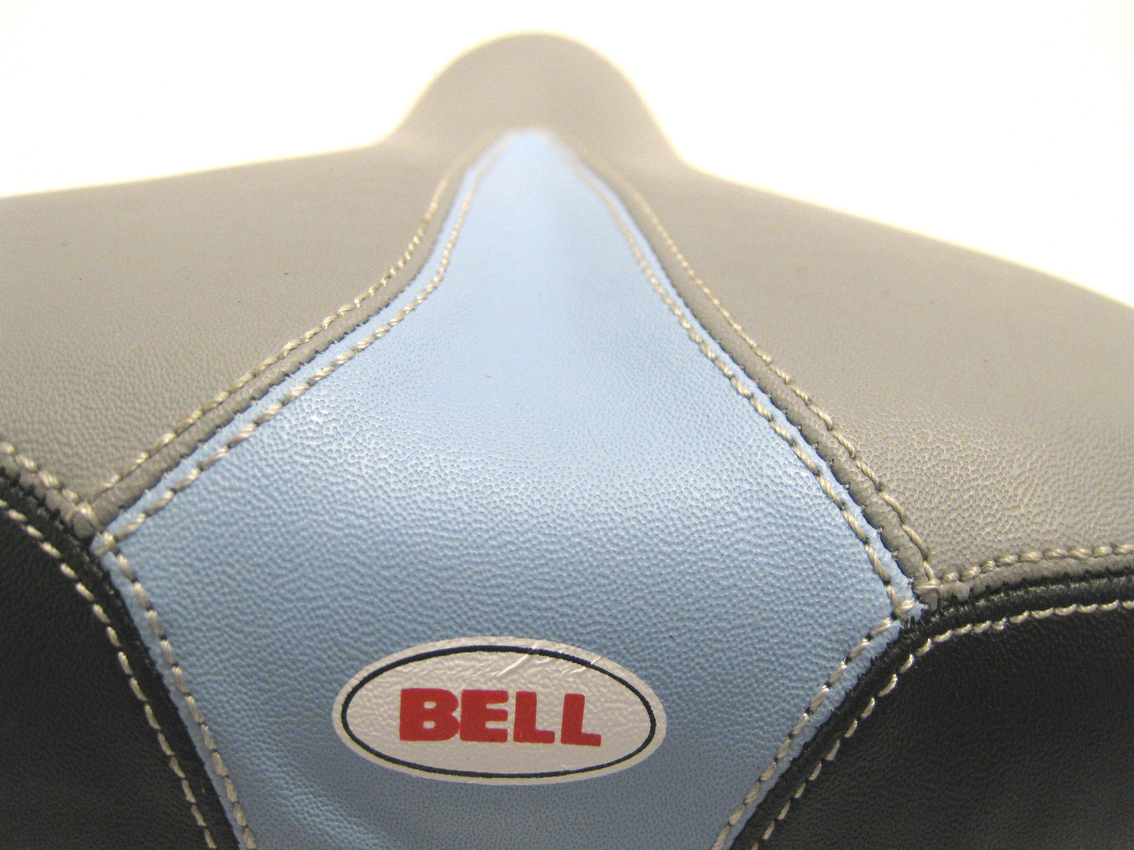 Bell Bellisima Women’s Comfort Vinyl Saddle Praia Shaped Soft Ride NEW w/ Tags