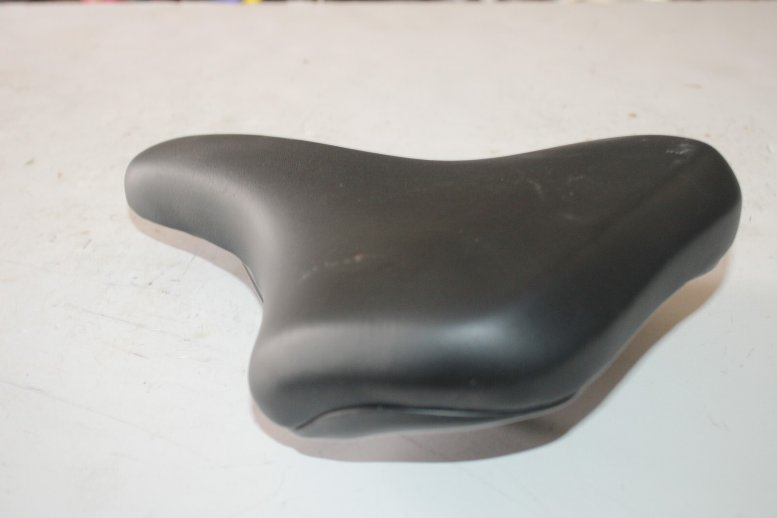 Velo City Hybrid Bike Saddle 265 / 195mm E Bike Ergo Black Comfort Hybrid MTB