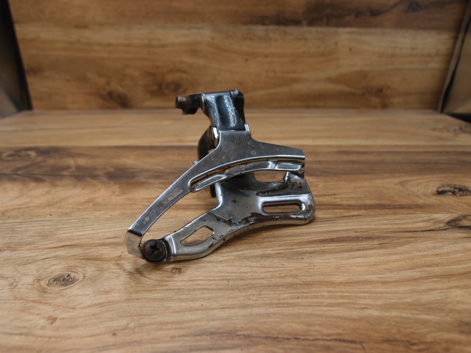 1995 front derailleur MTB Shimano Deore LX FD-M565 VIA Japan 31.8 mm bottom pull