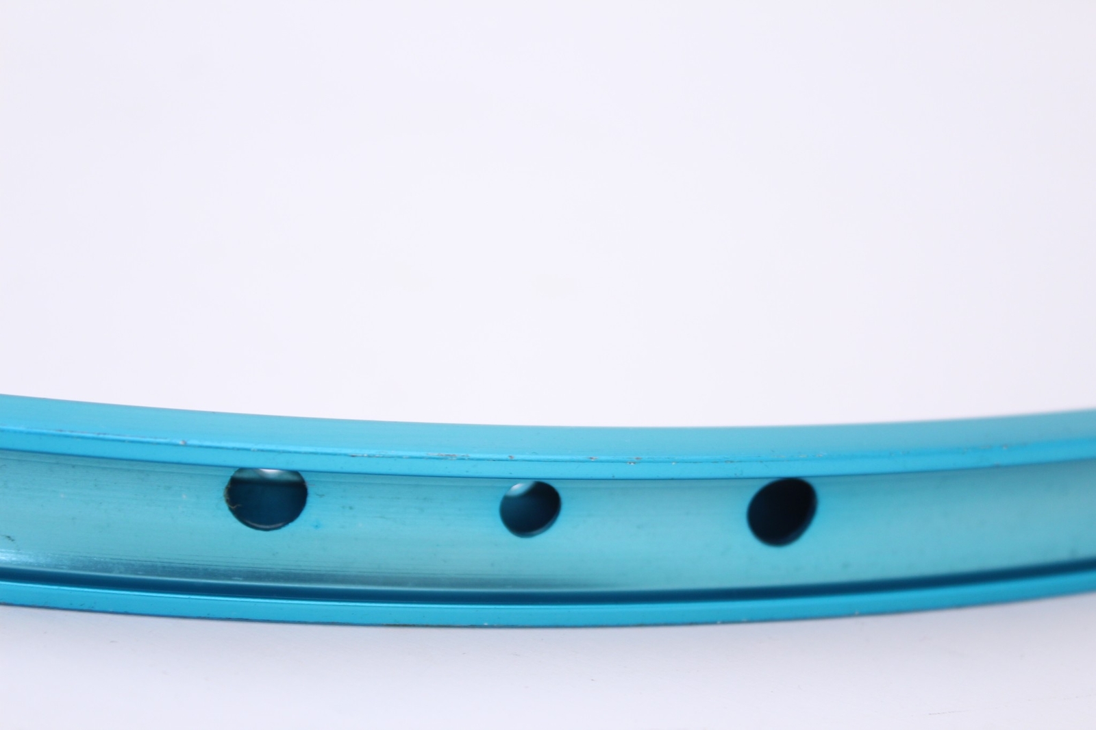 Blue Used Anodized Velocity 650 c 32 Hole Presta Valve Rim, Made in Australia