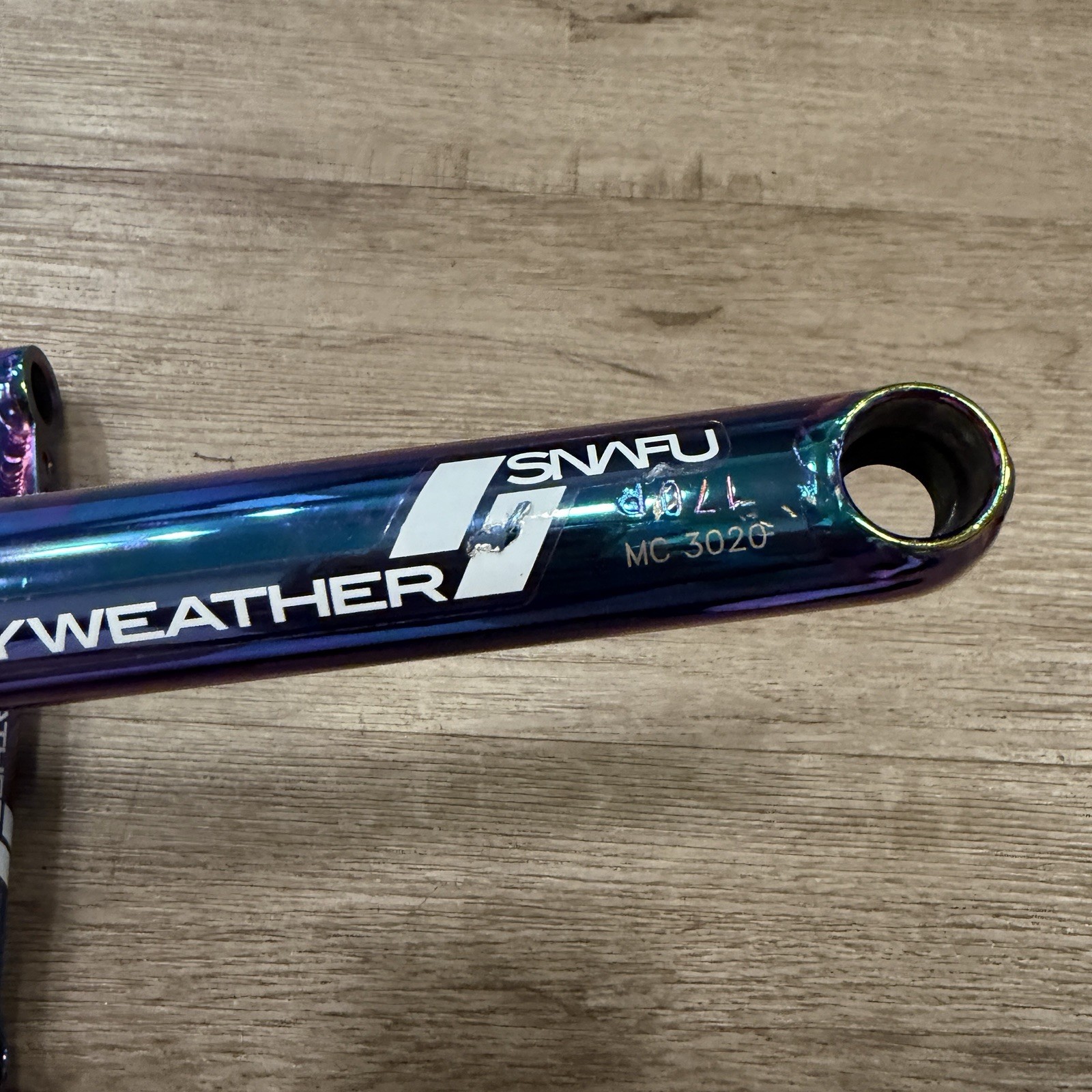 Snafu Mayweather Cranks 170mm – Jet Fuel Oil Slick NEAR MINT – RIDDEN TWICE