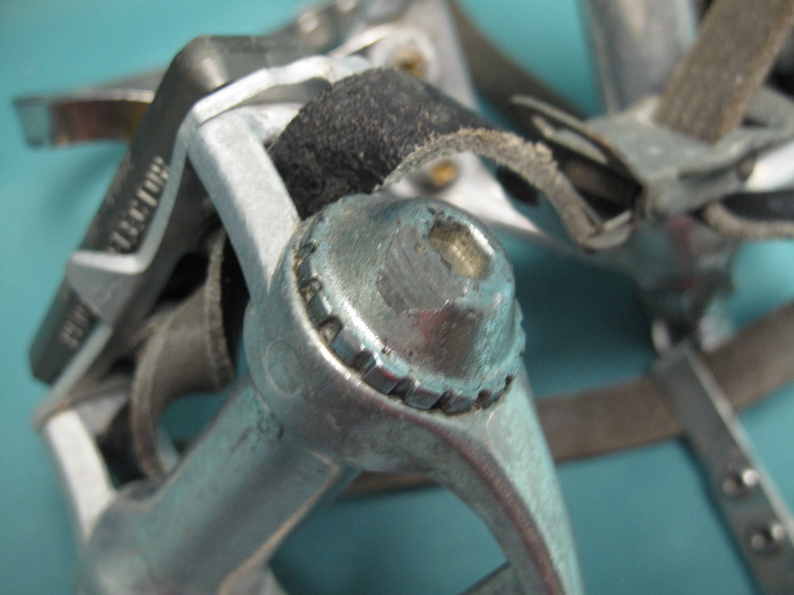 Vintage SR Sakae Ringyo SP-12 Alloy Pedals with Large Toe Clips & Straps 9/16″