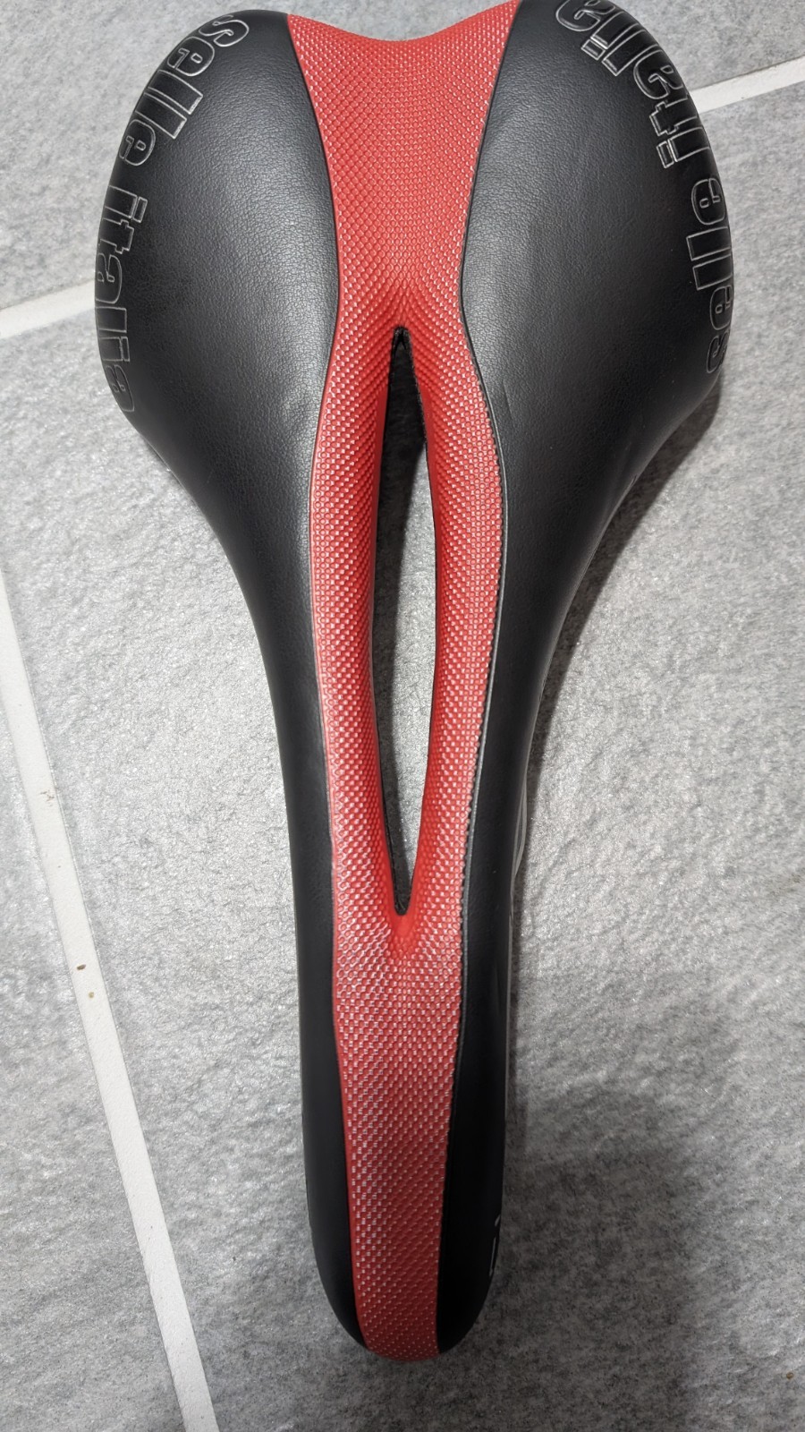 Selle Italia SL Road Bike Cutaway Saddle/Seat Metal Black Red 131mm