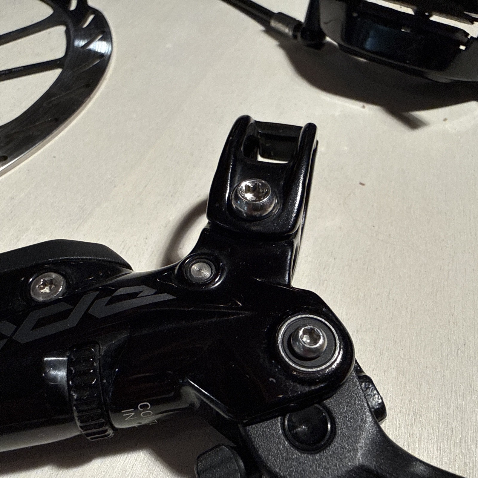 SRAM Code RSC Left Front Brake & HS2 220mm Rotor, 860mm Hose