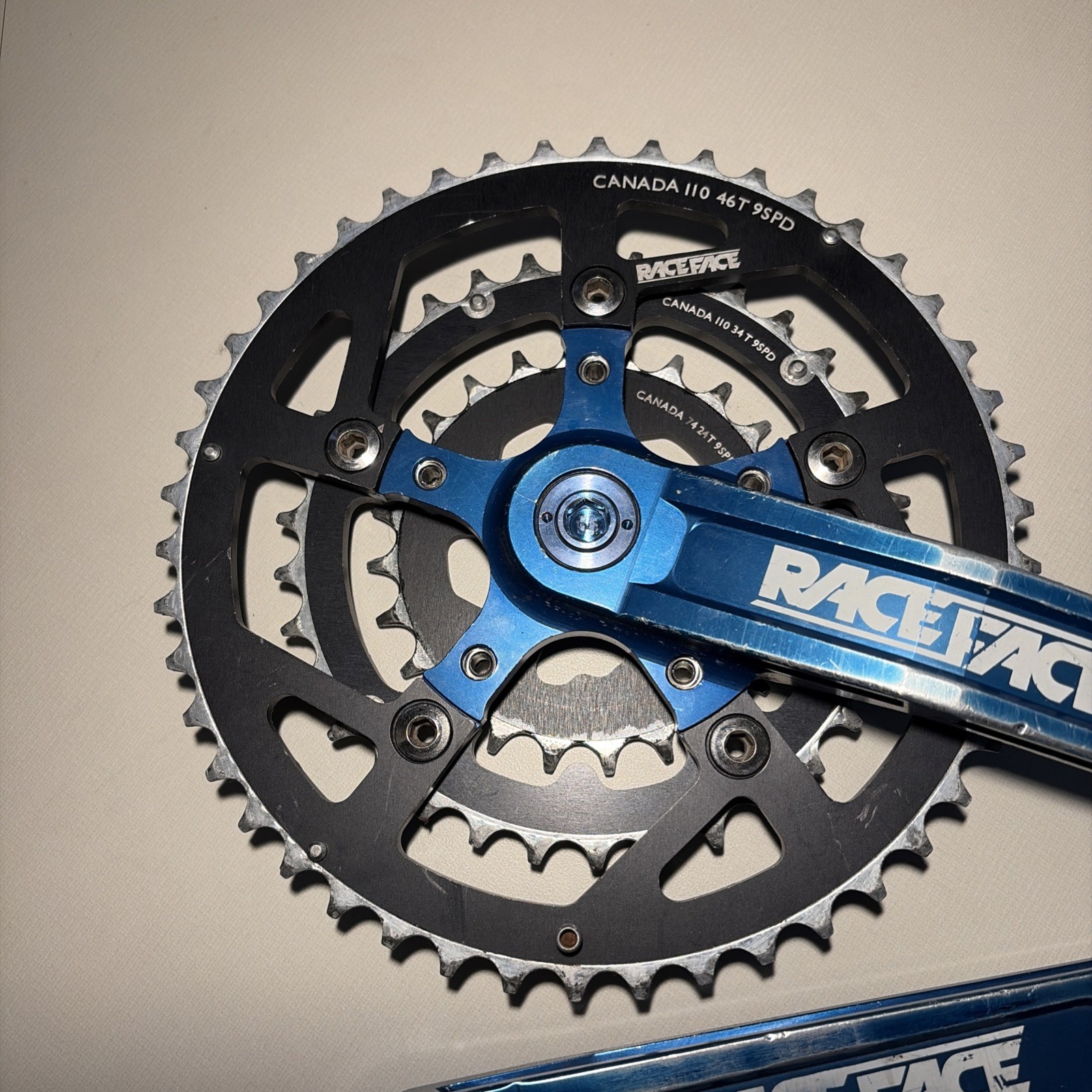First Gen RaceFace Turbine LP 46/34/24T, 175mm Crankset 1993 1994 Blue Anodized