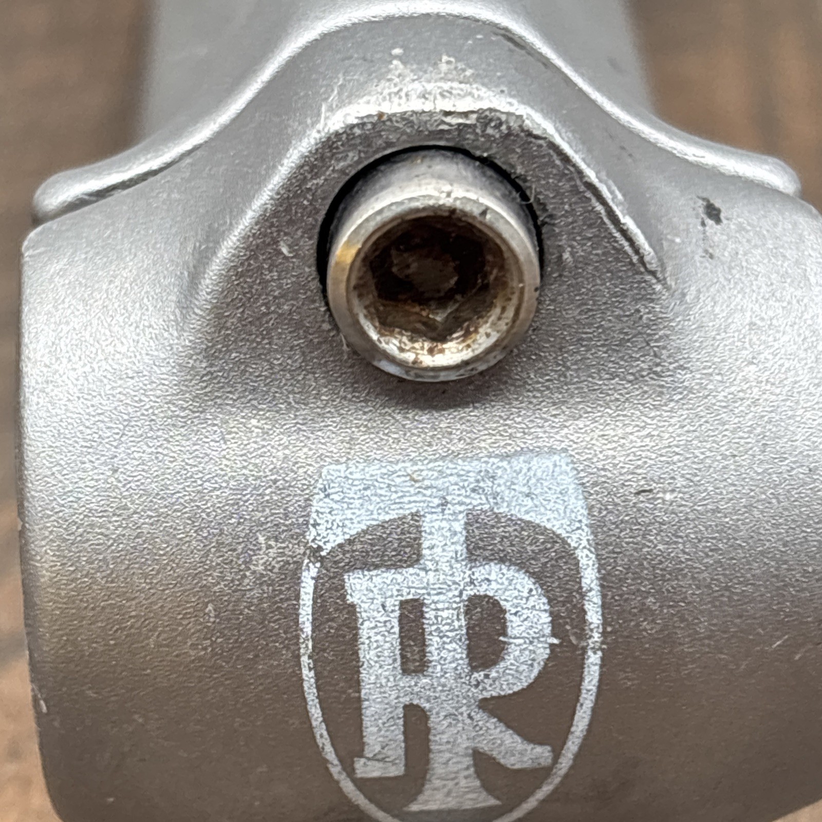 Ritchey Threadless MTB Stem 105mm 1 1/8 5 Degree 25.4 Satin Gray