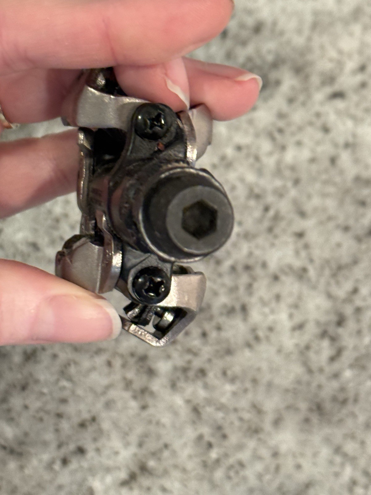 Shimano SPD Pedals PD-M520 Contains Parts as Shown