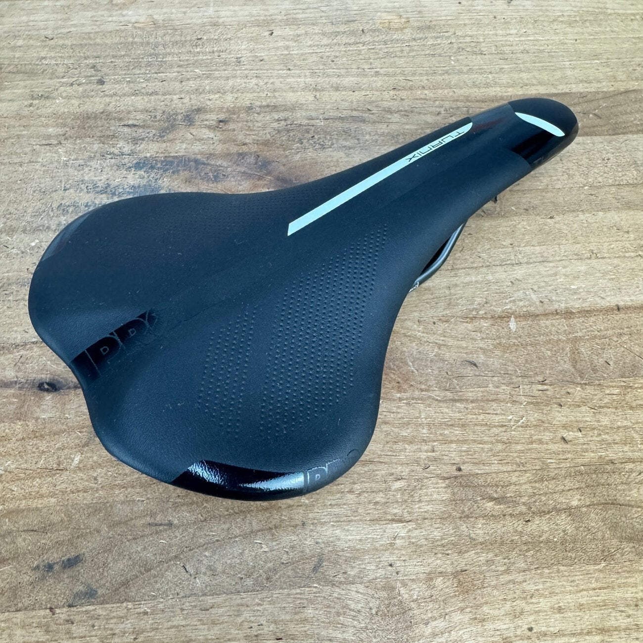 Low Mile! Shimano Pro Turnix 7x9mm Carbon Rails 152mm Bike Saddle 203g