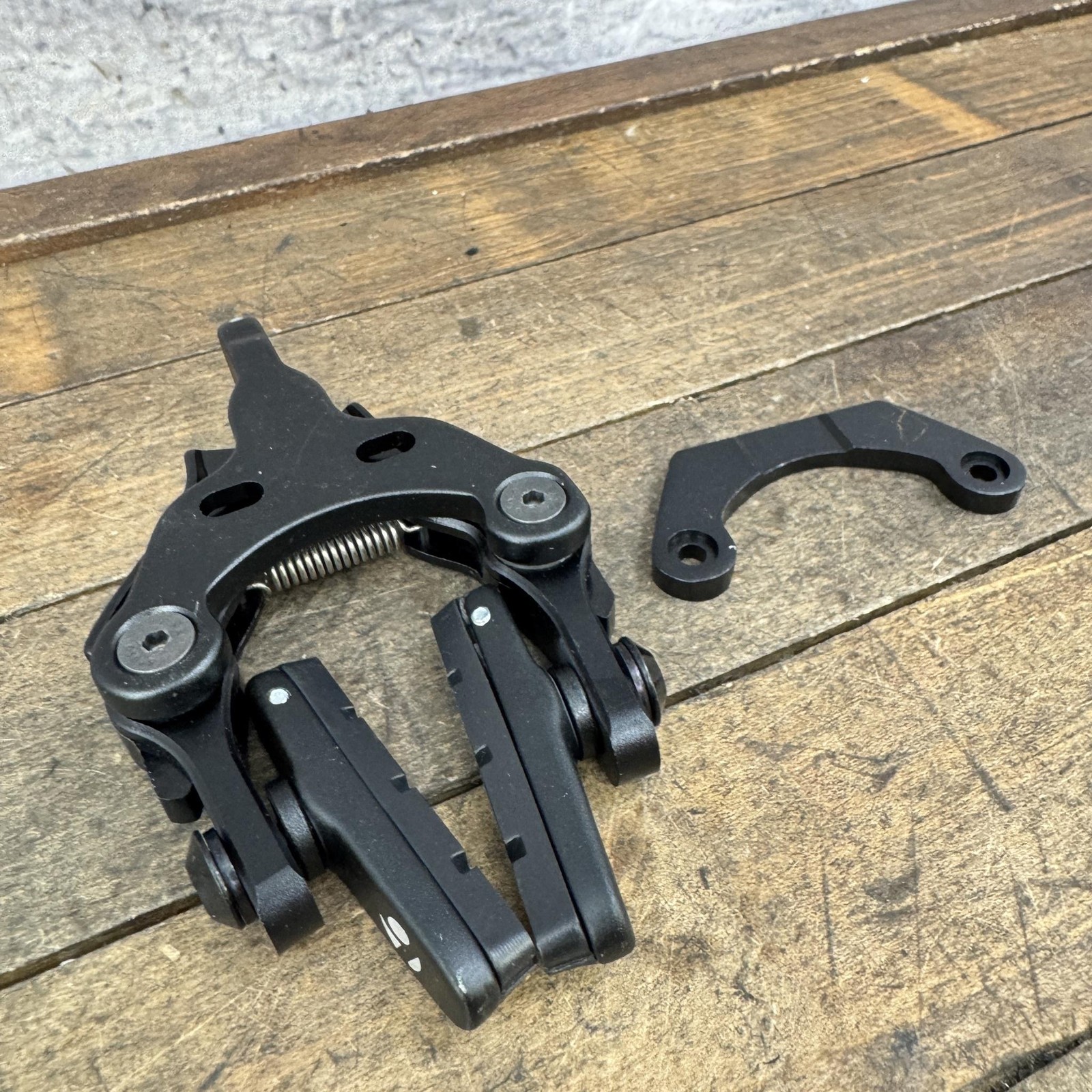 Bontrager Direct Mount Brake Caliper Road Bike Black Aero TT Tri Race 130g