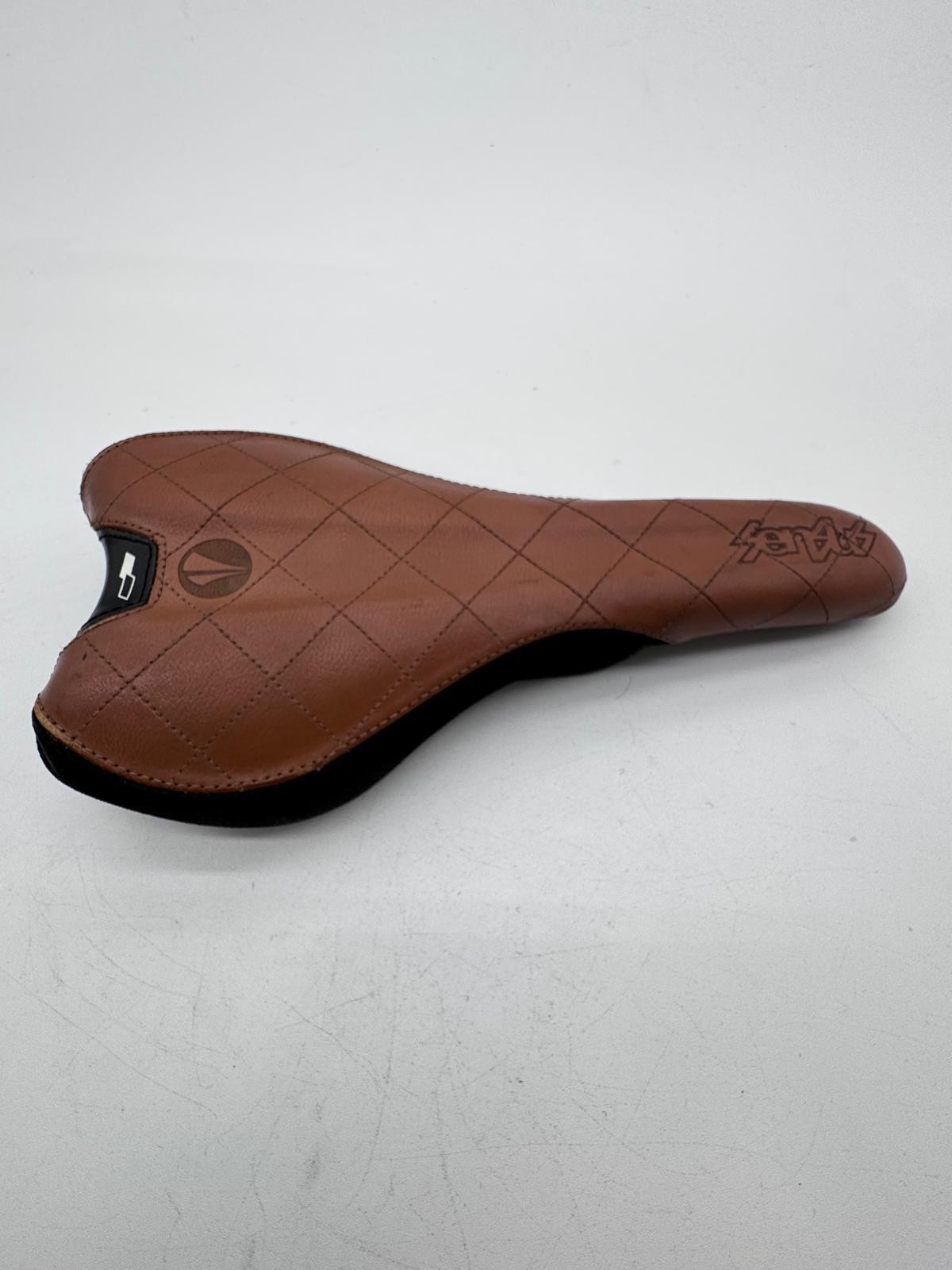 Brown SDG Saddle Sensus