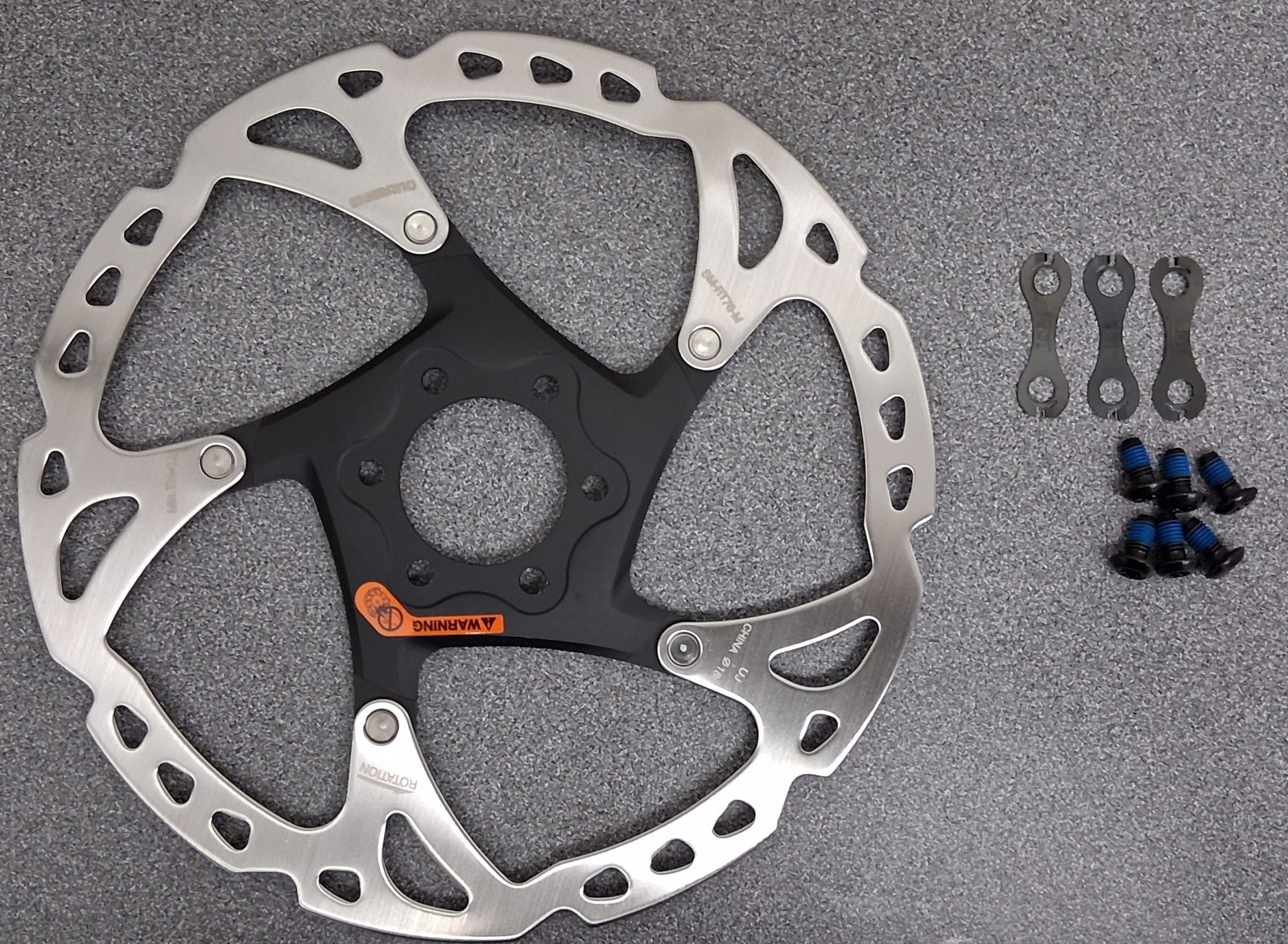Shimano DEORE XT SM-RT76 Disc Rotor – 180mm, 6-Bolt *OE